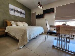 דירת סטודיו/Studio/Apartment
