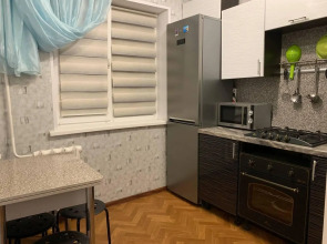 Апартаменты на улице Орджоникидзе 10