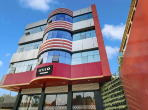 West Gate Inn & Suites By OYO Rooms