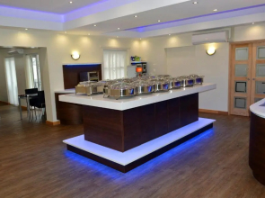 The Cambridge Hotel