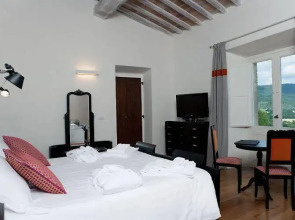 Castello Di Montignano Relais & Spa