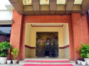 Hotel Vasundhara Palace Rishikesh