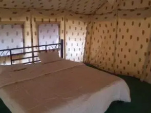 Aryan Desert Camp