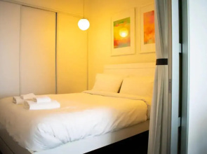 Light-filled 2 Bedroom Abode in Heart of the City