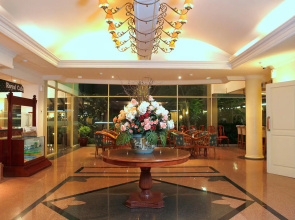 Resor Tuban Tropis
