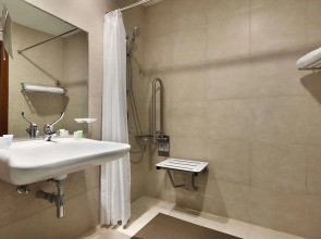 Отель Montreal Barsha