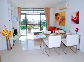Kamala Regent 3 bedrooms apartment with rooftop pool