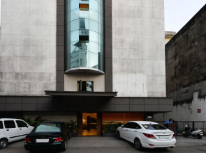 Click Hotel Vadodara