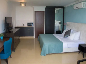 Golden Beach Hotel Tel Aviv