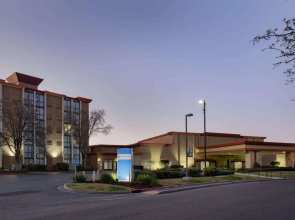 Wyndham Sacramento