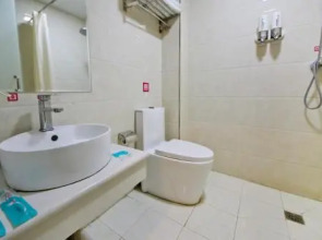 Pai Hotel Yuling Railway Staion Gaoxin