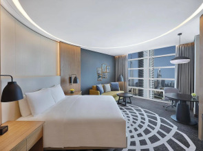 Отель Double Tree by Hilton Dubai Business Bay