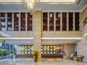 Yungang Jianguo Hotel