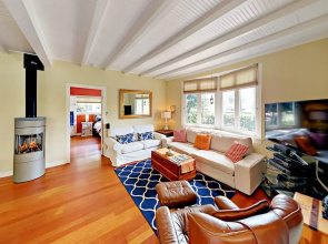 224 W Micheltorena Street House