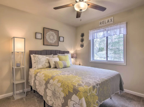 House w/ Screened-in Deck & Grill in Ocean Pines!
