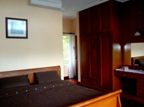 Brahminy Kite Holiday Home