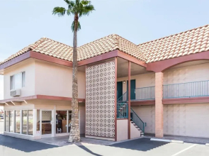 Travelodge by Wyndham Mesa