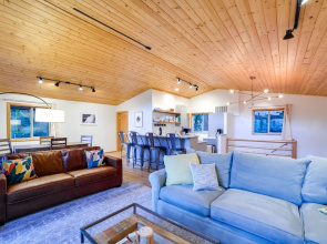 Mt. Baker Lodging Cabin 54 – Mt View, WiFi, Sleeps 6! by MBL