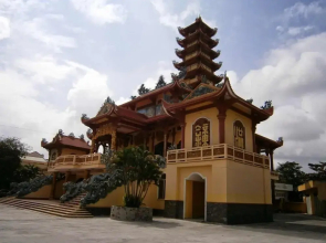 Canary Gold Hotel Quy Nhơn, Beachfront