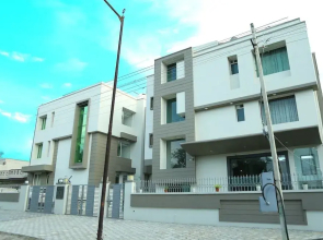 Hotel Kanishk
