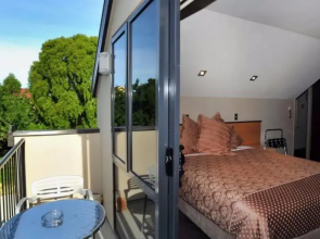 Athena Apartment