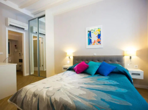 Villa Flores Room