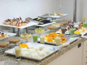 Dragut Point South Hotel