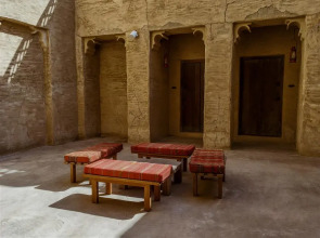 Отель Al Seef Heritage Hotel Dubai, Curio Collection by Hilton