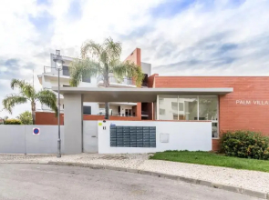 Palm Village Apartment