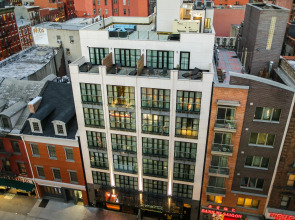 NobleDEN Hotel
