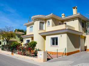 Holiday Home Bonalba Golf, Urb. Los Naranjos
