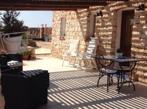 Dammuso Immerso nel Verde