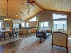 Golden Butte-Mt View-4BR-2.5BA