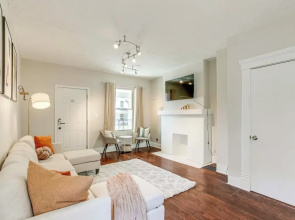 6 Mi to Ohio State: Walkable Home in S Columbus!