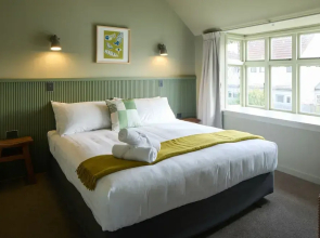 The Elmwood Motel