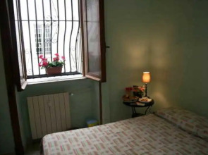 The Right Place - Guest House