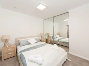 Lakeview Apartment Suite 16