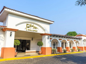 Farallones Hotel