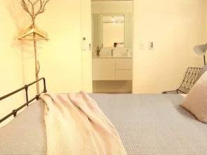 Irongate Studio B&B