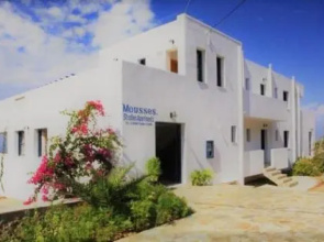 Mousses Studios & Apartments