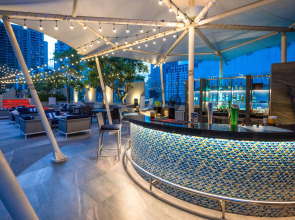 Park Plaza Bangkok Soi 18
