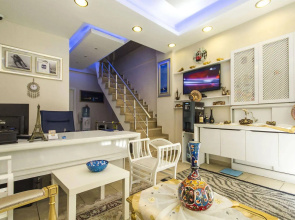 Lemon Residence