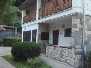 Pereszlenyi Vendeghaz