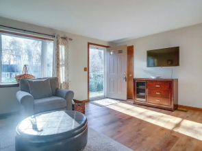 2 Mi to Covells Beach: Centerville Home w/ Deck