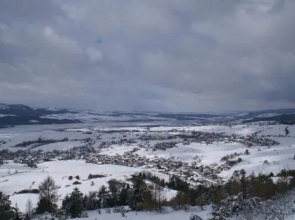 Dom Nad Jeziorem „Hubka”