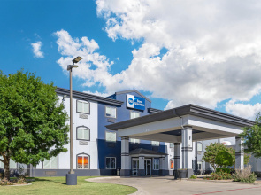 Best Western South Plains Inn & Suites