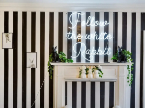 The Wonderland Townhouse - Amazing Alice in Wonderland 8BDR Home