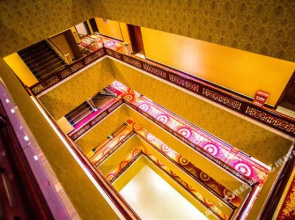景洪曼弄枫金辉大酒店