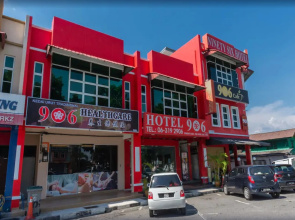 OYO 1155 906 巴都伯伦丹(OYO 1155 906 Batu Berendam)