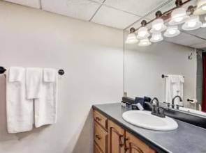 Beaver Run Black Diamond Penthouse by RedAwning